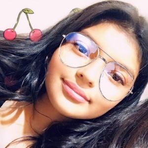 Meet your Posher, Sarai